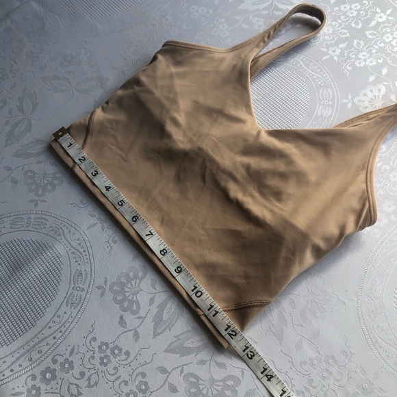 Lululemon Athletica Align Cropped Tan Tank-Top Women’s Size 4 Elastic V-Neck - Picture 16 of 16